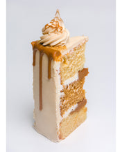 Load image into Gallery viewer, Biscoff Cake