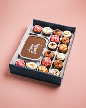 Load image into Gallery viewer, Cupcake & Caramel Shortbread Box