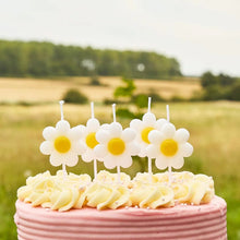 Load image into Gallery viewer, Daisy Candles