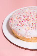 Load image into Gallery viewer, Old School Cake