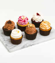 Load image into Gallery viewer, Cupcakes - Mixed Box (x 6)