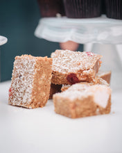 Load image into Gallery viewer, Party Box