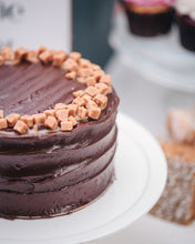 Load image into Gallery viewer, Party Box