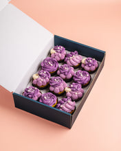 Load image into Gallery viewer, Cupcake Box (options available)
