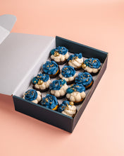 Load image into Gallery viewer, Cupcake Box (options available)
