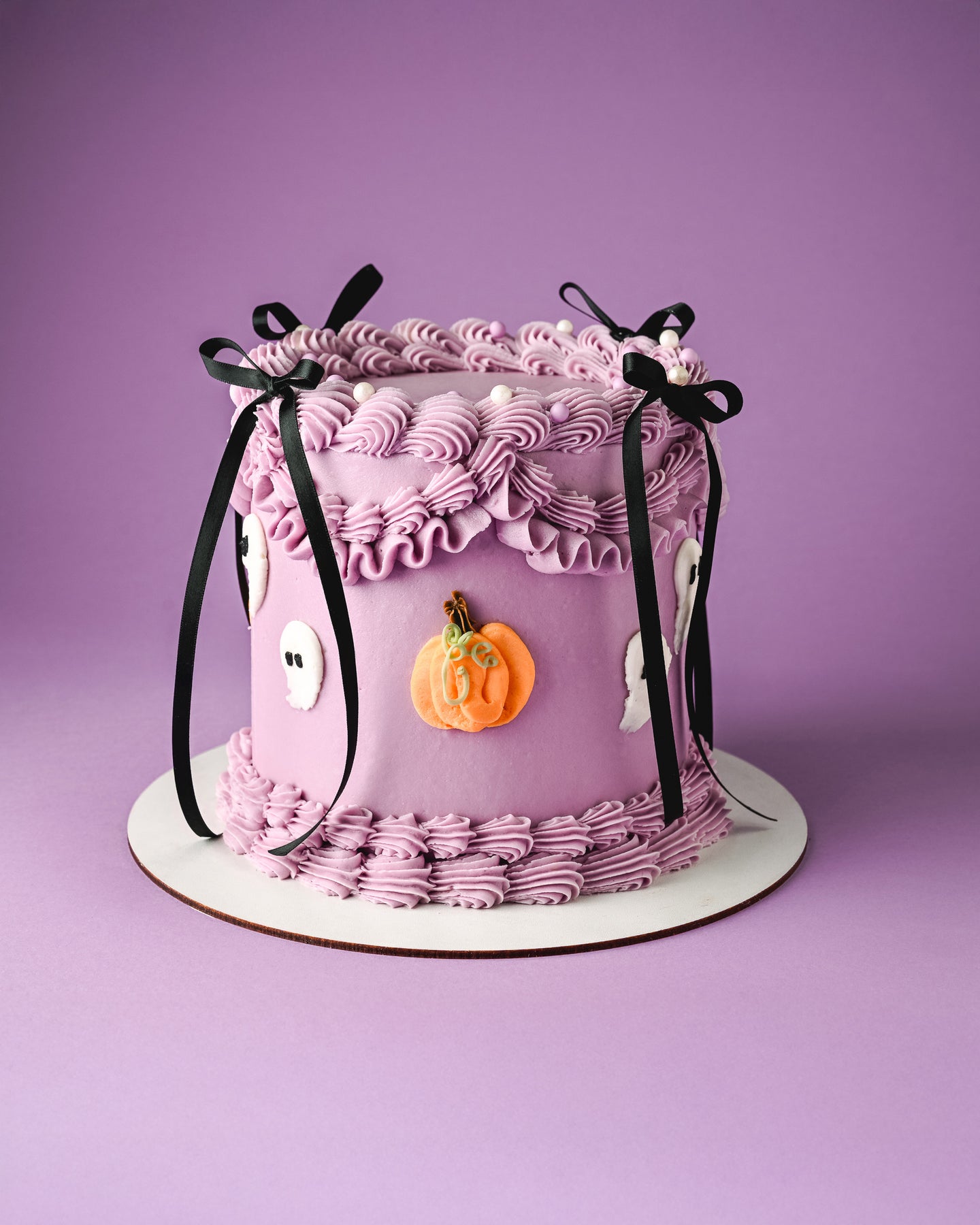 Vintage Halloween Cake
