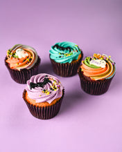 Load image into Gallery viewer, Halloween cupcakes
