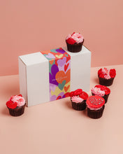 Load image into Gallery viewer, Valentines Cupcakes (Box of 6)
