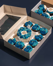 Load image into Gallery viewer, Bento Cake &amp; Cupcake Gift Box
