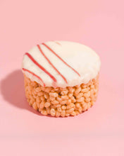 Load image into Gallery viewer, Raspberry &amp; White Chocolate Quispies (Pack of 3)
