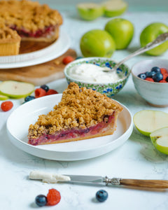 Apple & Berry Crumble (12 - 14 portions)