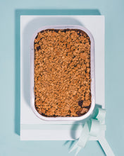 Load image into Gallery viewer, Spiced Apple Crumble (6 portions)
