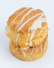 Load image into Gallery viewer, Lemon &amp; White Chocolate Scones (2 pack)
