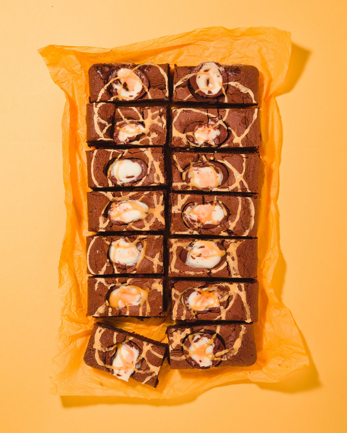 Cream Egg Brownies (tray of 14)